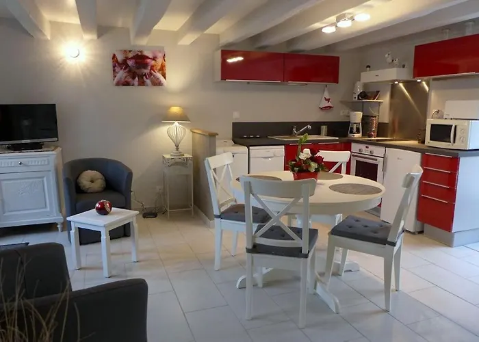 La P'tite Cuisine Holiday home Faverolles (Haute-Marne)